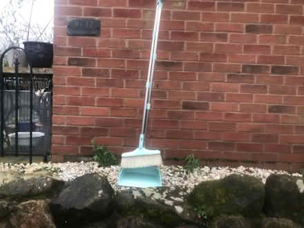 Photo of free Upright dustpan with brush (Horsehay TF4) #1