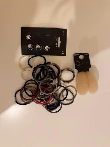 Photo of free Brand new hair accessories (BL1 (Crompton way)) #1