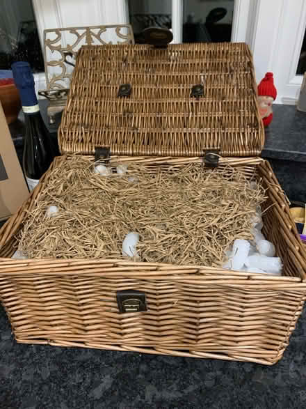 Photo of free Hamper, from m and s (BR1 sundridge park) #2