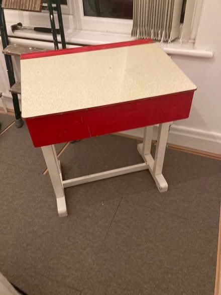 Photo of free Kids desk (Bebington CH63) #1