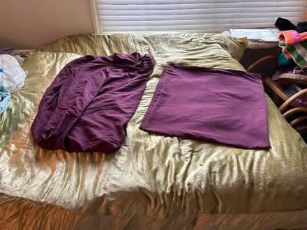 Photo of free Purple King Sheet Set (Highland Park/Eagle Rock) #2