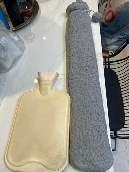 Photo of free water bottles (IG11) #1