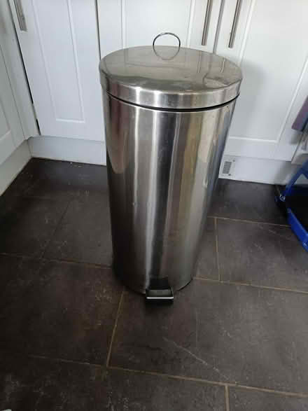 Photo of free Pedal bin (Bishopton PA7) #1