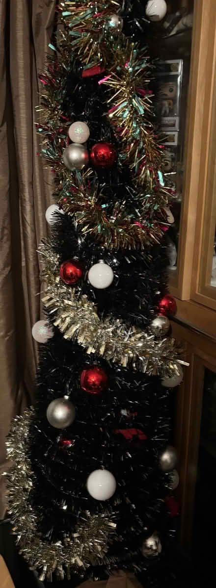 Photo of free Pop up decorated tree (CT17) #1
