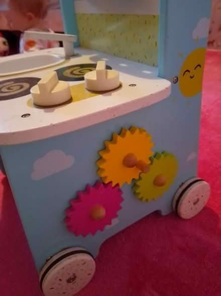 Photo of free Small elc toy kitchen / oven (Lindale LA11) #3