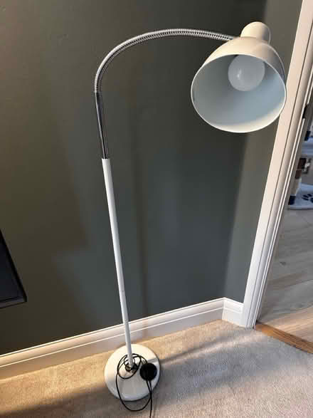 Photo of free Floor lamp (Warfield, Bracknell, RG42) #3