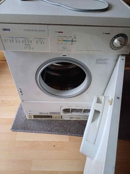 Photo of free Zanussi Condenser Tumble Dryer 6kg (Holbrooks CV6) #2