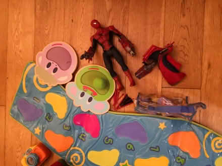 Photo of free Miscellaneous kids toys (Chislehurst BR7) #1