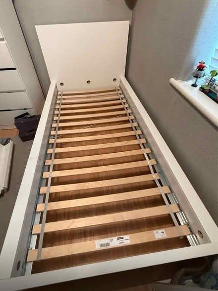 Photo of free Single bed (L24) #1