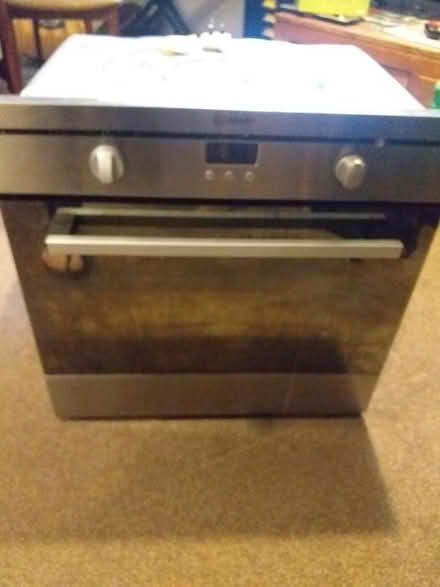 Photo of free Indesit oven (South harrow) #1