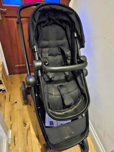 Photo of free Maxi Cosi pram Zelia (BN7) #1