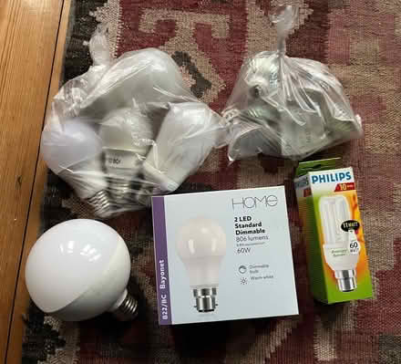 Photo of free LED lightbulbs (Chipping Barnet EN5) #1