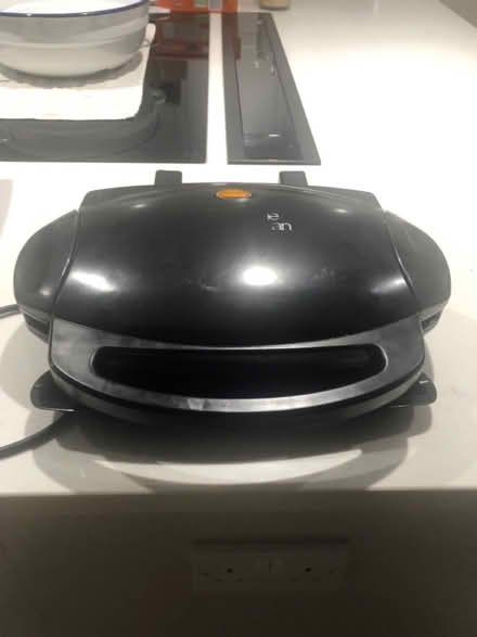Photo of free George foreman grill (Ware SG12) #2