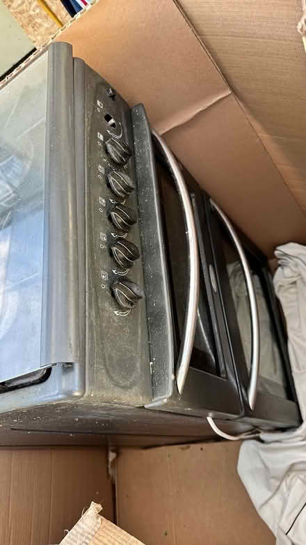 Photo of free Gas cooker (UB7) #3