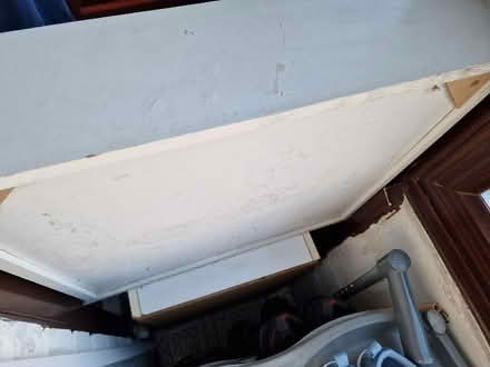Photo of free Wall hanging bathroom cabinet mirrored white (Broughton Park M8) #3