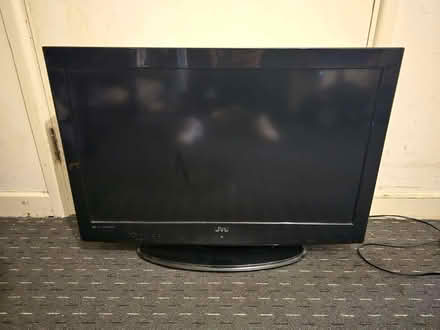 Photo of free X2 32ch TVs (Exeter EX4) #1