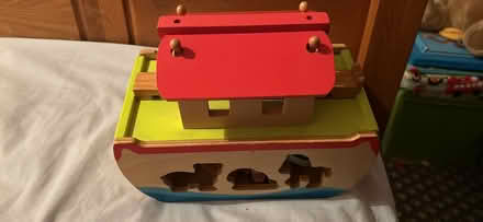 Photo of free Noah’s ark shape sorter (Ip33) #1