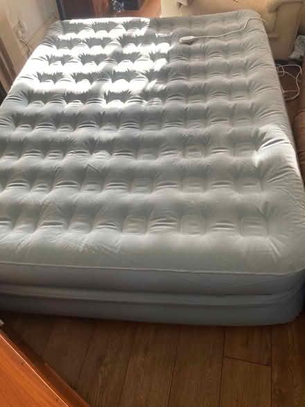 Photo of free King Size Aerobed (with slow leak) (Yateley GU46) #1