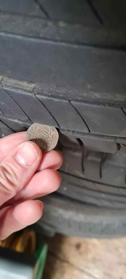 Photo of free Tyres (Tyre size: 225 / 55 R18) (Priestwood RG42) #3