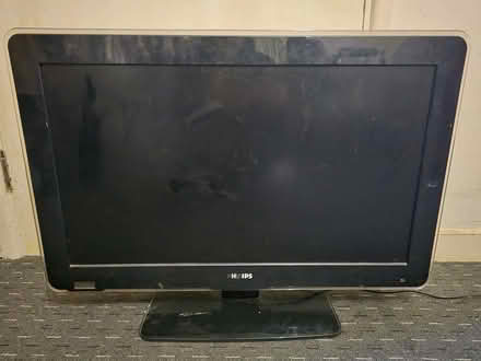 Photo of free X2 32ch TVs (Exeter EX4) #2