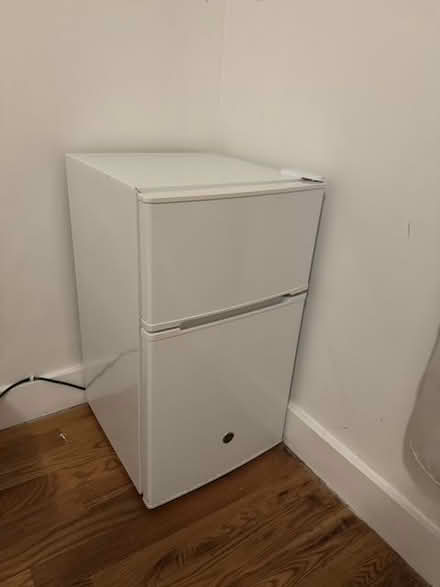 Photo of free Black leather sofa, minifridge, etc (Bed-Stuy) #4