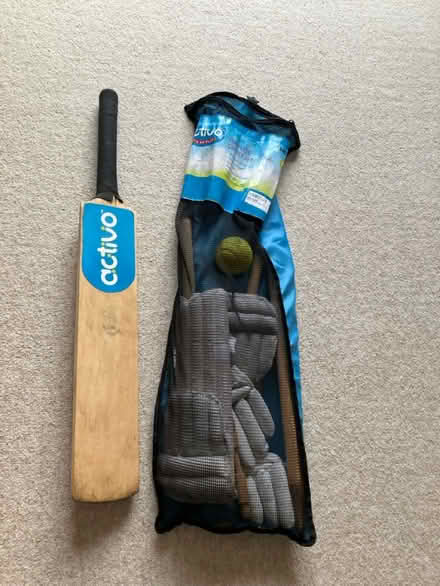 Photo of free Children’s Cricket Set (Pewsham) #1