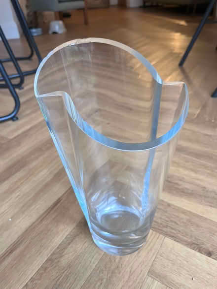 Photo of free Attractive glass vase (Hutton PR4) #1