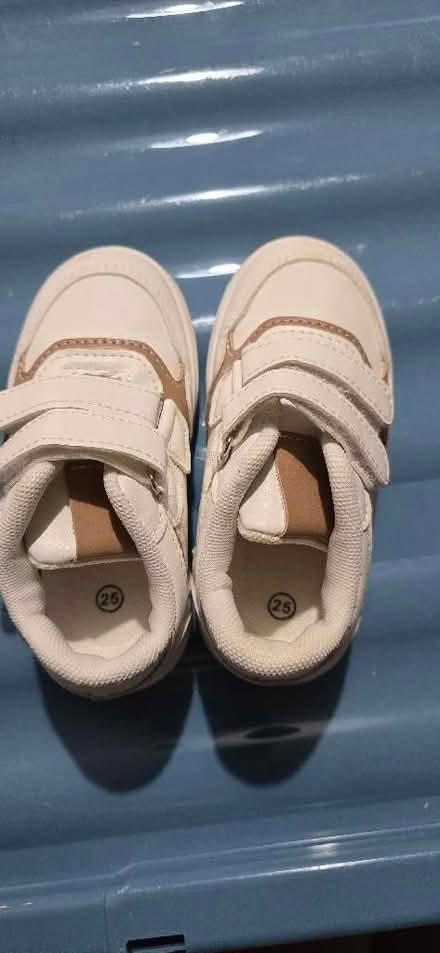 Photo of free Toddlers shoes (Kensington L6) #1