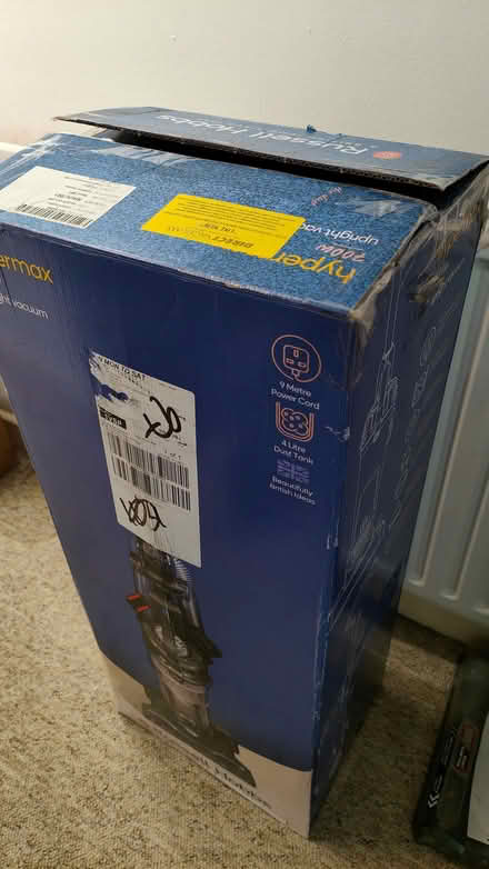 Photo of free Box with shredded cardboard (Merton SW19) #2