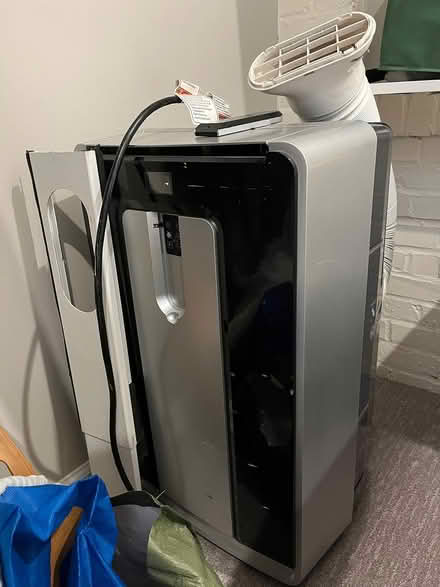Photo of free Curb alert: home goods (Brookland) #4