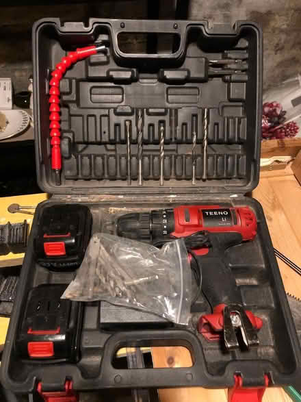 Photo of free Teeno cordless drill- NEEDS new battery (Morrell Avenue OX4) #1