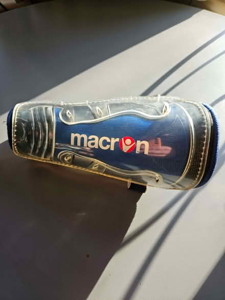 Photo of free Shin pads size L (Bloxham OX15) #1