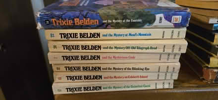 Photo of free Books -Trixie Belden (Bells Corners) #1