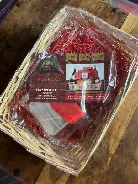 Photo of free Hamper basket (Reading RG2) #2