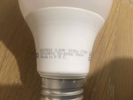 Photo of free Light Bulb, 8.4w, 810lm, 2700K, ES (Exhall CV7) #2