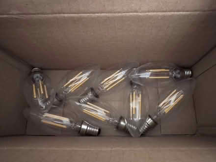 Photo of free Candle filament LED bulbs (SES) (KT3 New Malden) #1