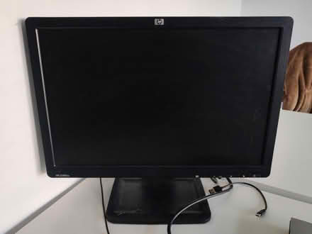 Photo of free HP Computer Monitor (Elm Park RM12) #1
