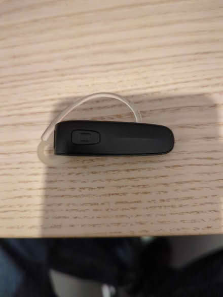 Photo of free Bluetooth earpiece (N15, Seven Sisters) #2