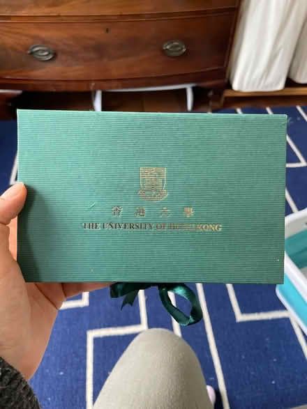 Photo of free University of Hong Kong scarf (Highbury and Islington N1) #1