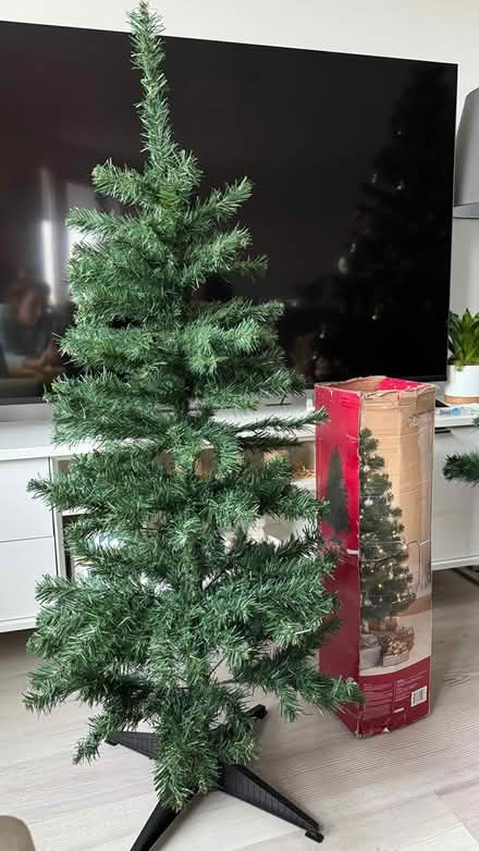 Photo of free Christmas tree (Barking IG11) #2