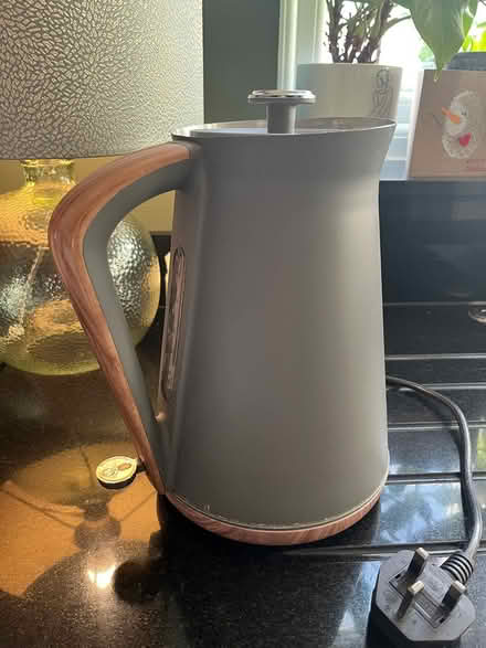 Photo of free Fully working kettle (Sawbridgeworth) #2