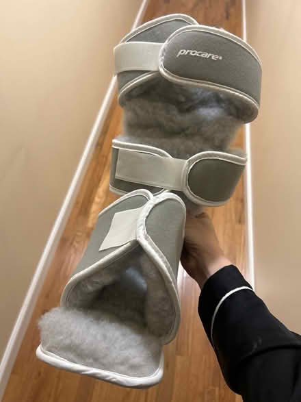 Photo of free Walking boot (Crown heights) #1