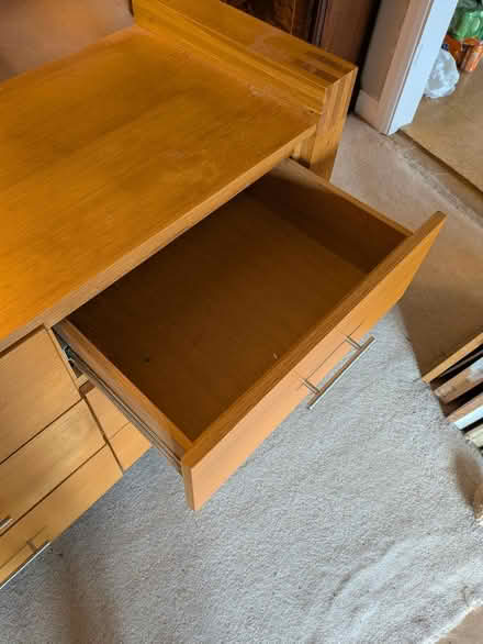 Photo of free Solid oak sideboard (Leigh-on-Sea SS9) #4