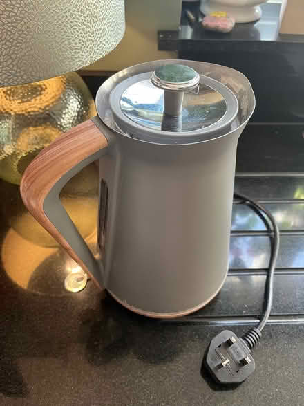 Photo of free Fully working kettle (Sawbridgeworth) #1