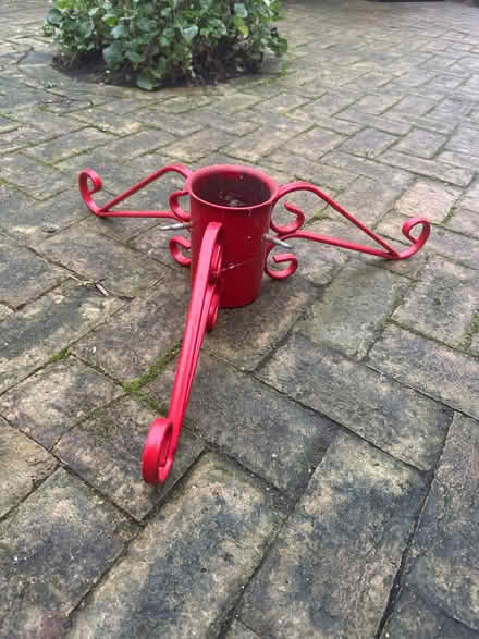 Photo of free christmas tree stand (chiswick) #1