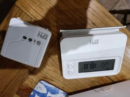 Photo of free EPH wireless thermostat & receiver (Shirley CR0) #1