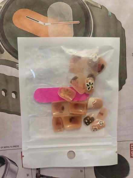 Photo of free Nails (CV2) #1