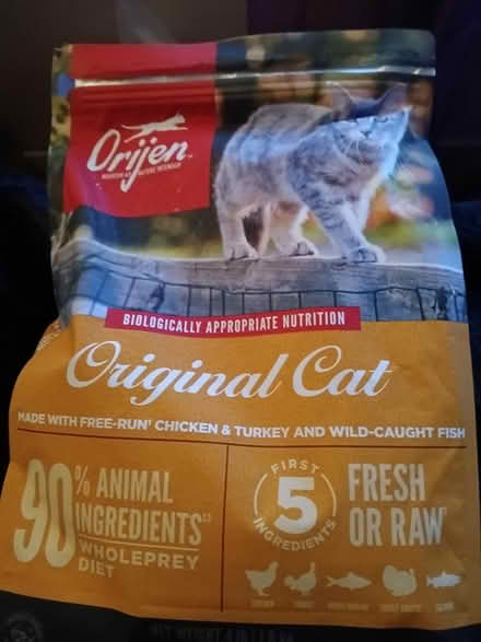 Photo of free Dry Cat food (White Center) #1