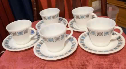 Photo of free Pyrex Chelsea design (Small Dole BN5) #1