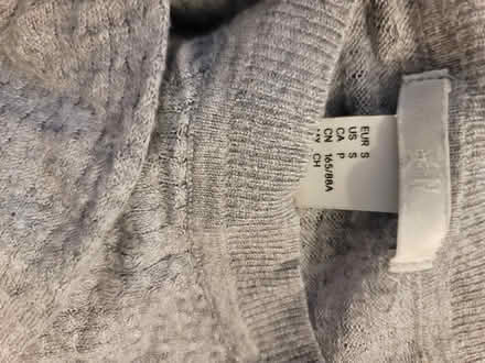 Photo of free Jumper (CV2) #2